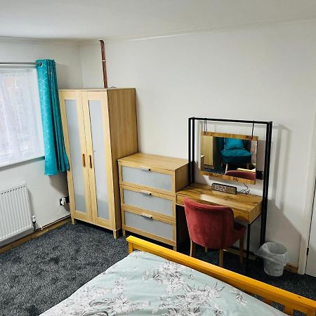 Cozycomfy Apartment Лестер Экстерьер фото