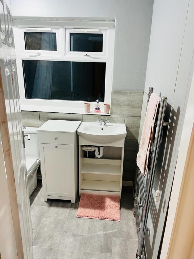 Cozycomfy Apartment Лестер Экстерьер фото