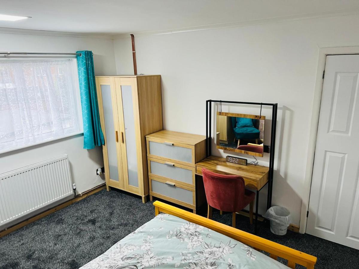 Cozycomfy Apartment Лестер Экстерьер фото
